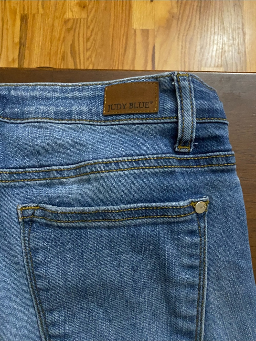 Judy Blue Women's Light-Mid Blue High Rise Jeans - Picture 5 of 7